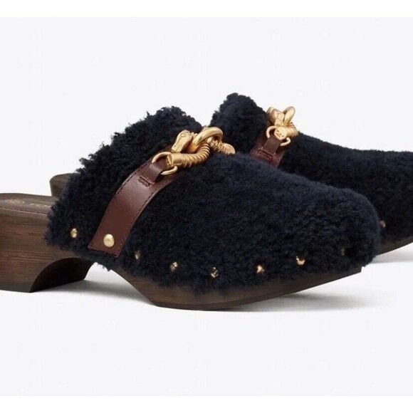 NEW Tory Burch Jessa Shearling Clog Navy With Gold Logo Plum Leather Trim Size 6 - Picture 1 of 7
